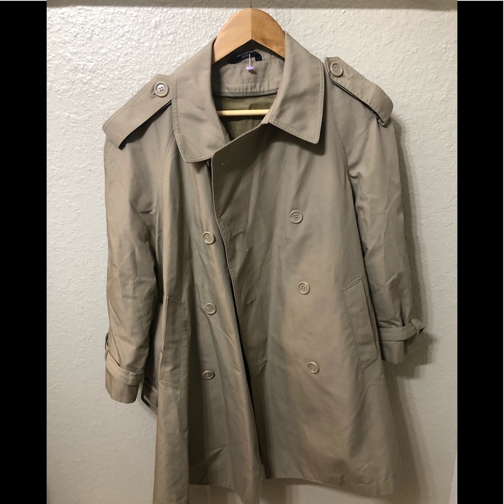 Unknown brand trench coat (nice) size M(12)